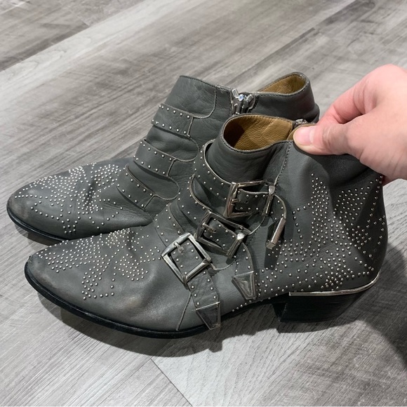 Chloé Susanna Short Boot in Grey / Silver Studs Size 38 1/2 - Picture 4 of 11